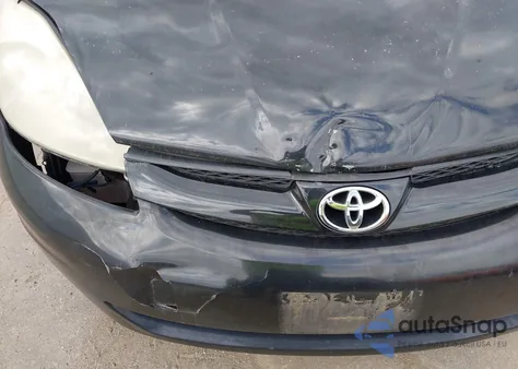 2009 Toyota Sienna Le z USA, uszkodzony, nr VIN 5TDZK23C89S263429